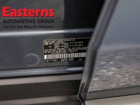 Used 2024 Toyota Venza LE image 33