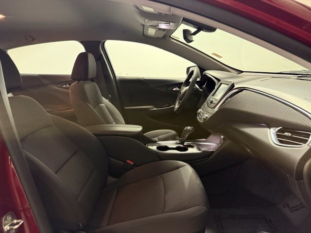 Used 2016 Chevrolet Malibu LT FWD image 25