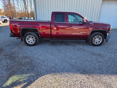 Used 2017 GMC Sierra 1500 SLE w/ SLE Value Package