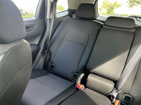 Used 2025 Honda CR-V EX image 12