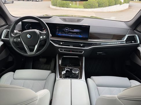 Used 2024 BMW X5 xDrive40i w/ Premium Package AWD/4WD image 29