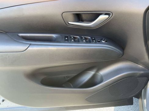 Used 2024 Hyundai Tucson SEL FWD image 19