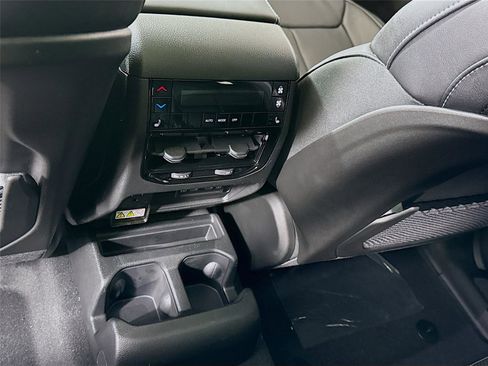 New 2026 Jeep Grand Cherokee L Limited AWD/4WD image 20