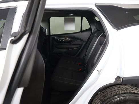 Used 2022 GMC Terrain SLE w/ Driver Convenience Package image 29