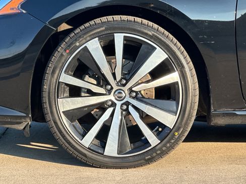 Used 2020 Nissan Altima 2.5 SR image 24