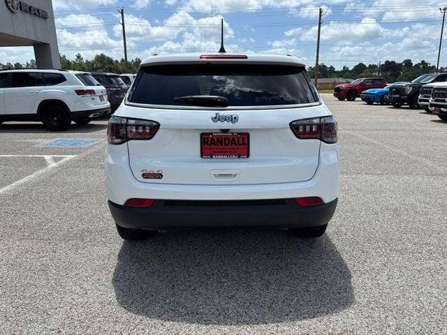 Certified 2024 Jeep Compass Sport AWD/4WD image 6