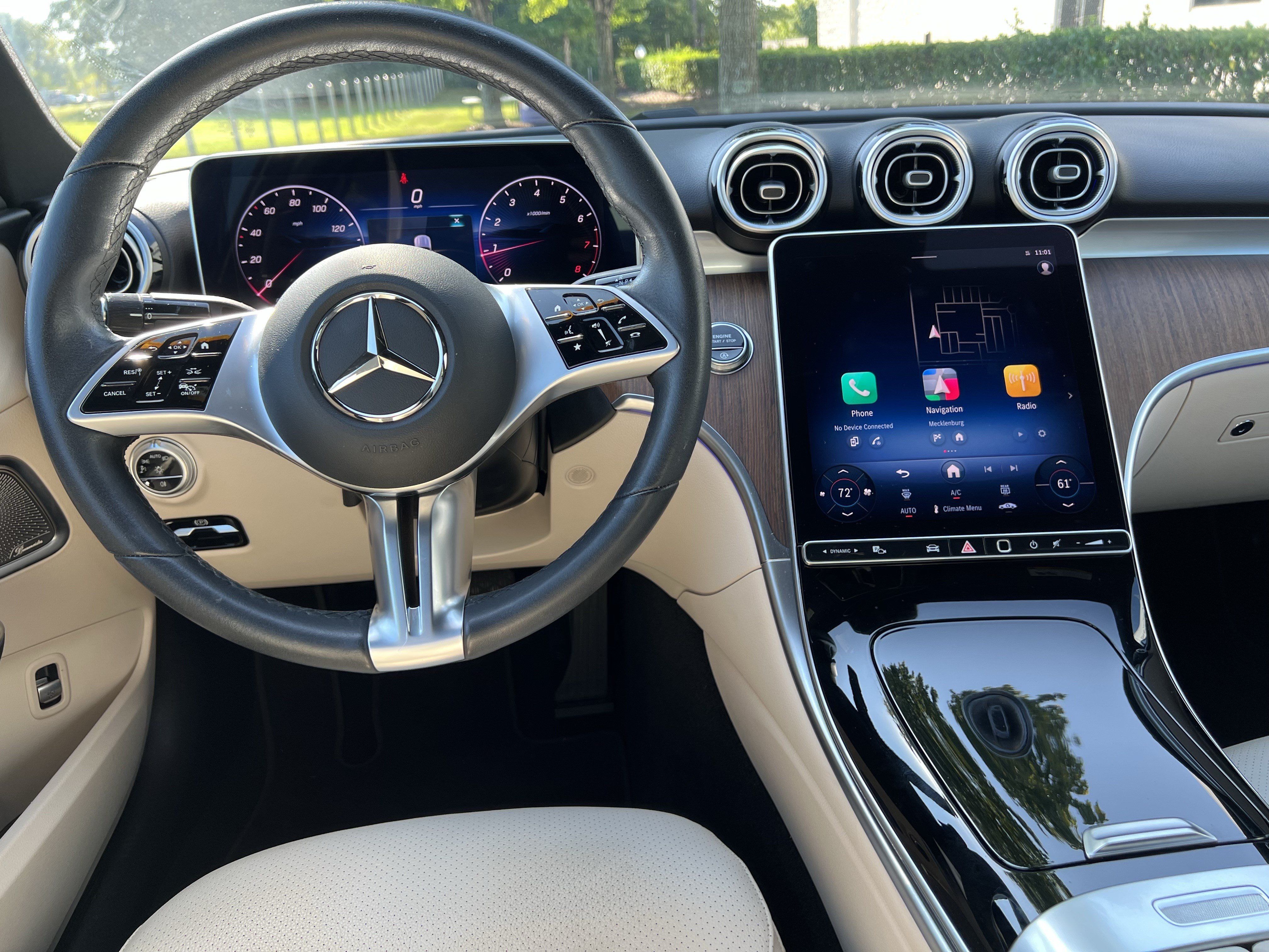 Used 2025 Mercedes-Benz C 300 Sedan image 30
