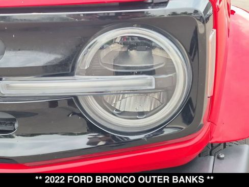 Used 2022 Ford Bronco Outer Banks AWD/4WD image 16