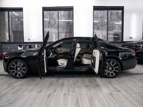 Used 2011 Rolls-Royce Ghost image 8