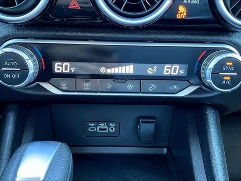 Used 2020 Nissan Sentra SV w/ Trunk Package image 24