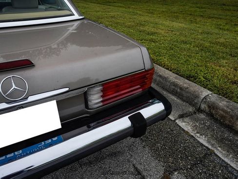 Used 1988 Mercedes-Benz 560 SL image 95