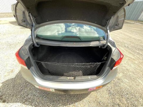 Used 2011 Hyundai Elantra Limited FWD image 24