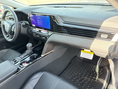New 2026 Toyota Camry XLE image 14