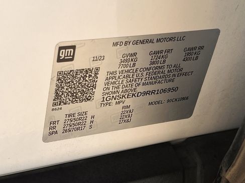 Used 2024 Chevrolet Suburban RST w/ Luxury Package image 42