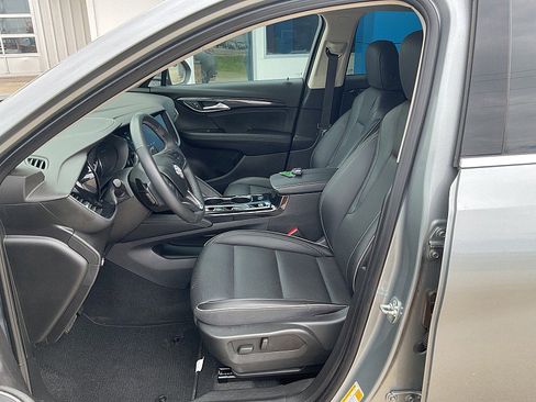Used 2023 Buick Envision Essence AWD/4WD image 12
