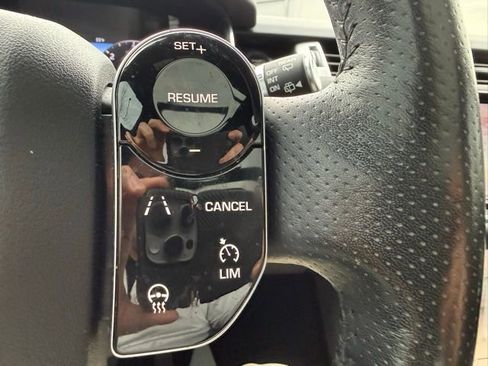 Used 2019 Land Rover Range Rover Sport HSE image 24