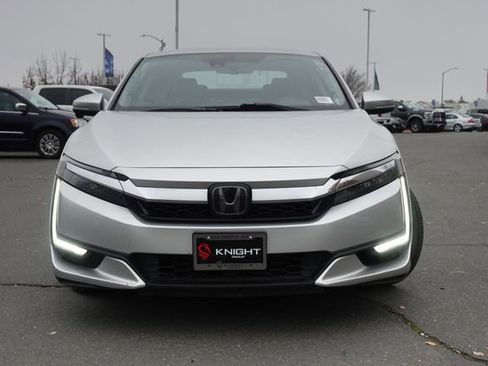 Used 2018 Honda Clarity Touring image 2