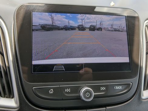Used 2024 Chevrolet Malibu LT FWD image 21