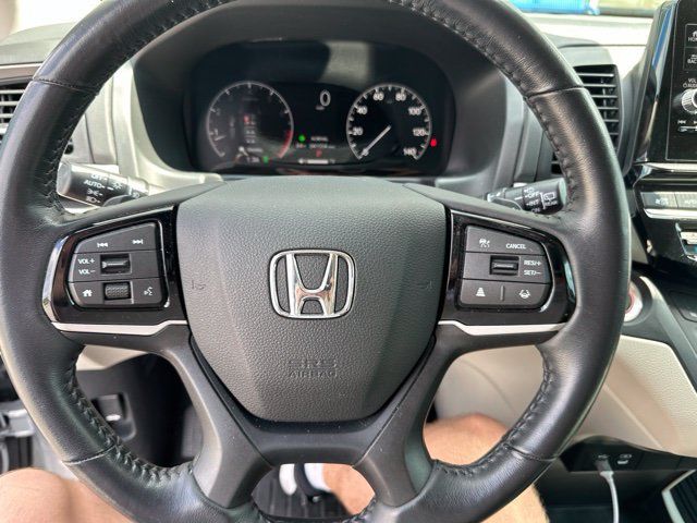 Used 2025 Honda Odyssey EX-L image 15