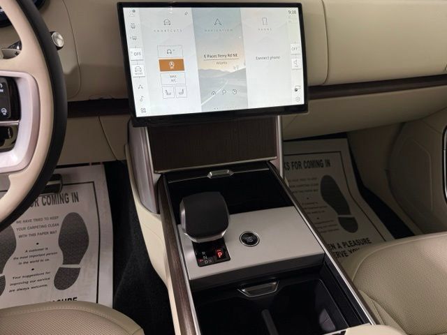 New 2026 Land Rover Range Rover SE AWD/4WD image 38