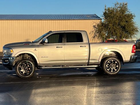 Used 2020 RAM 3500 Laramie AWD/4WD image 7