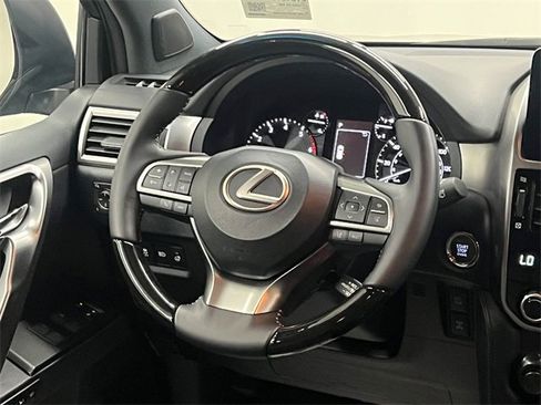 Certified 2023 Lexus GX 460 Premium w/ Premium Package image 15