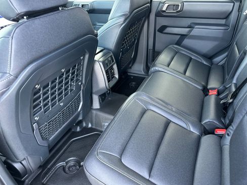 New 2025 Ford Bronco Badlands w/ Sasquatch Package image 12