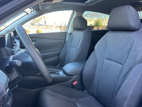 Used 2025 Honda Accord SE image 22
