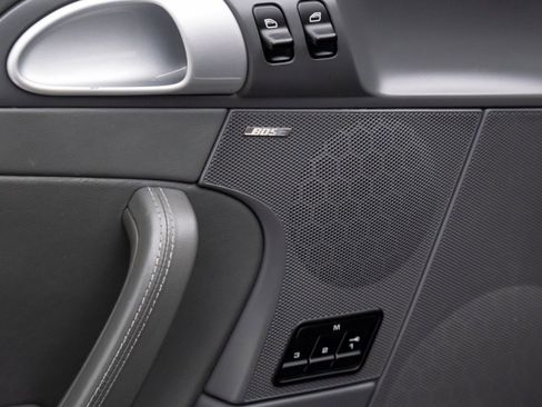 Used 2010 Porsche 911 Carrera S image 15