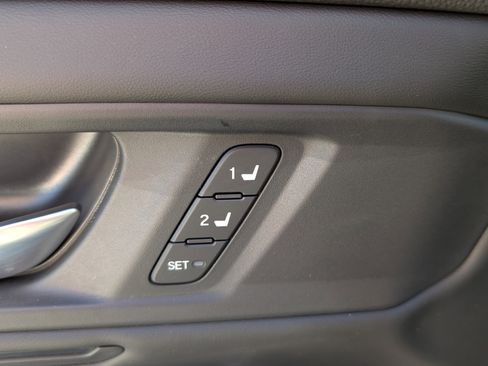 Used 2025 Honda Accord Touring image 21