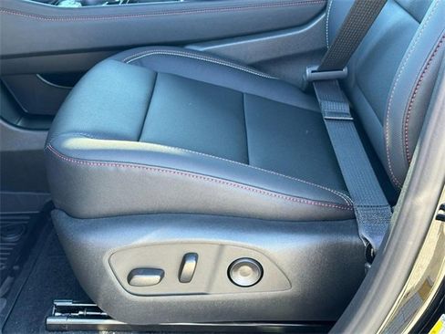 New 2026 Chevrolet Traverse Z71 image 11