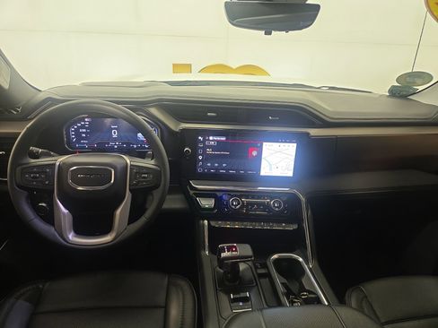 Certified 2024 GMC Sierra 1500 Denali w/ Denali Reserve Package AWD/4WD image 13