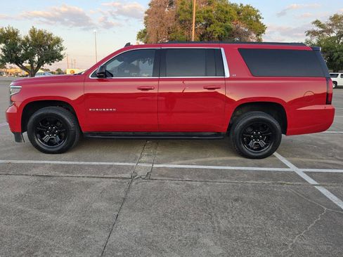 Used 2020 Chevrolet Suburban LT image 9