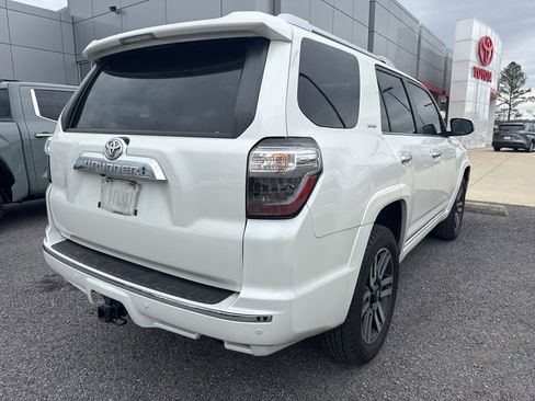 Used 2023 Toyota 4Runner Limited image 11