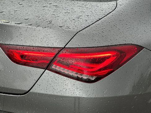 Used 2021 Mercedes-Benz CLA 250 image 28