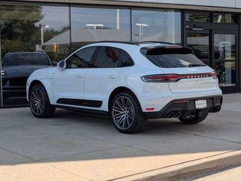 New 2026 Porsche Macan S image 3