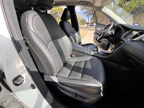 Used 2020 INFINITI QX50 Luxe w/ Navigation Package image 30