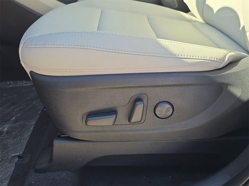 New 2025 Kia Telluride S image 23