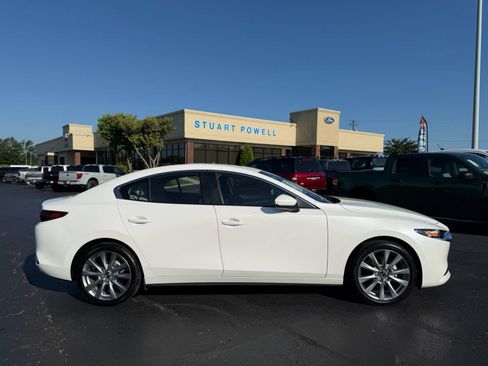 Certified 2026 MAZDA MAZDA3 2.5 S Sedan w/ Preferred Pkg FWD image 17