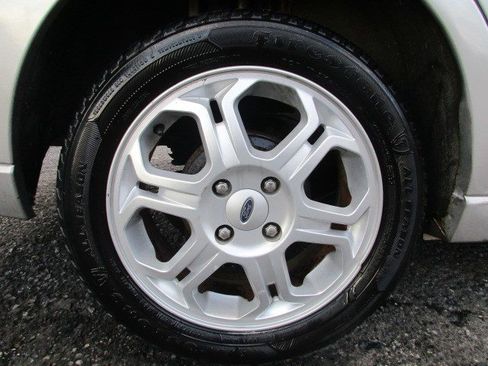 Used 2009 Ford Focus SES image 12