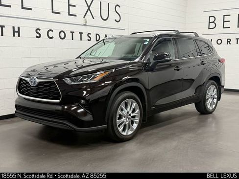 Used 2022 Toyota Highlander Limited image 9