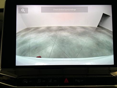 Used 2025 Jeep Compass Trailhawk image 56