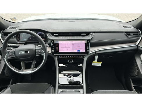 New 2026 Jeep Grand Cherokee Altitude RWD image 15