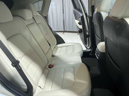 Used 2022 MAZDA CX-5 AWD 2.5 S w/ Premium Plus Pkg image 13