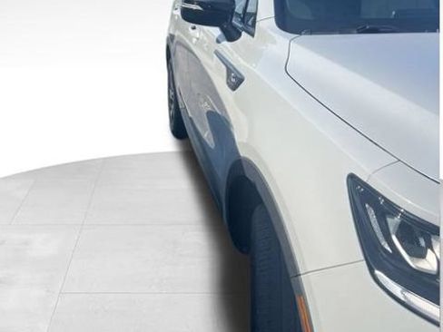 Used 2022 Kia Sorento S AWD/4WD image 3