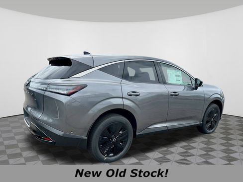 Used 2025 Nissan Murano SV image 3