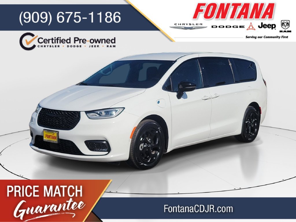 Certified 2024 Chrysler Pacifica Limited FWD image 1