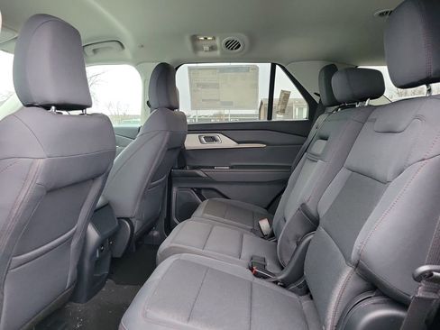 New 2026 Ford Explorer Active image 13