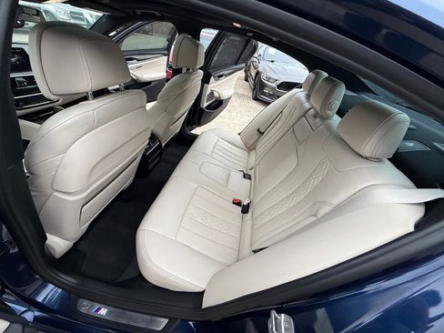 Used 2018 BMW 540i RWD image 17