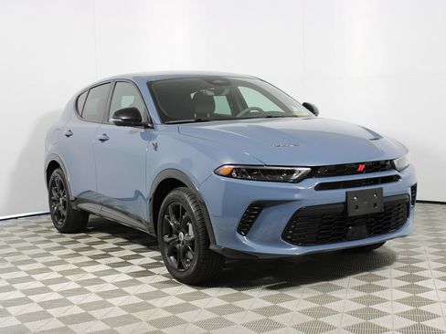 Used 2024 Dodge Hornet R/T w/ R/T Blacktop Package AWD/4WD image 31